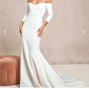 Vagabond Off White Medusa Wedding Dress